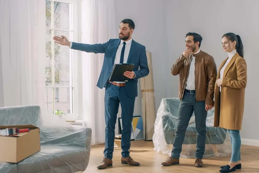 how to become a real estate lawyer uk